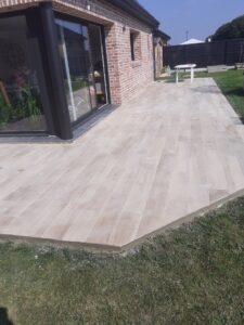 Pose d’une terrasse en parquet : LUDOVIC ROLLANDT